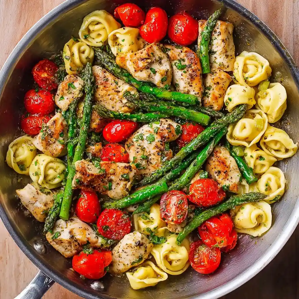 Quick One-Pan Pesto Chicken: 25-Minute Weeknight Dinner